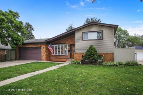 717 Craig Pl, Addison, IL 60101-1306