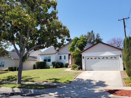 1085 Edgecomb St, Covina, CA 91724-2709