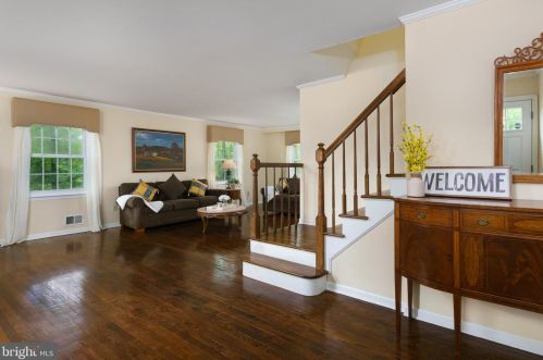 11 Kean Ct, Princeton, NJ 08540-9511