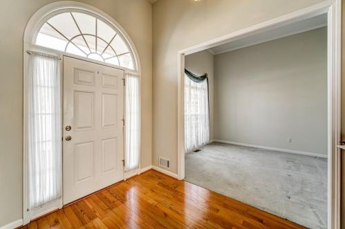 247 Lingefelt Ln, Holly Springs, GA 30115-9203