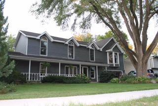 923 Parkside Rd, Naperville IL  60540-6814 exterior