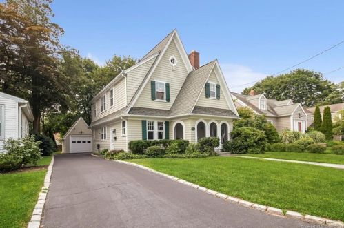 12 Muriel St, Norwalk, CT 06851-3019