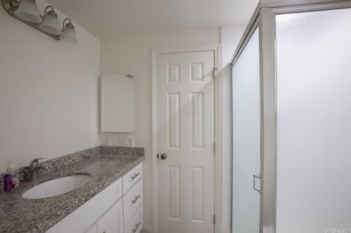 5560 Wentworth Dr, Riverside CA  92505-3156 exterior