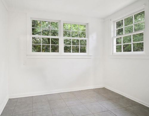 1678 Bridgeport Dr, Atlanta GA  30318-3332 exterior