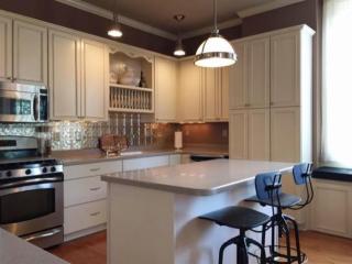 2715 Hackberry St, Cincinnati OH  45206-2123 exterior