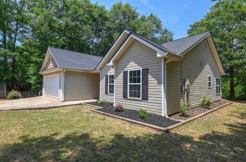 96 Wildcat Ln, Commerce, GA 30529-2591