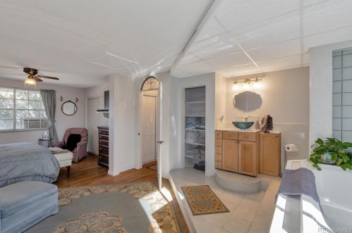 7112 Alabama Dr, Aurora CO 80232-5508 exterior