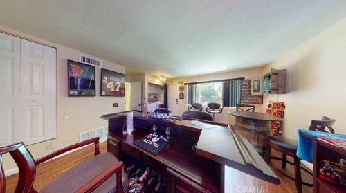 1025 Jasmine St, Redlands CA  92374-4925 exterior