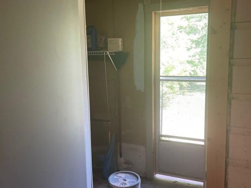 7607 Creston Ln, Austin TX  78752-1326 exterior