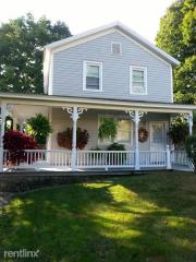 92 Hillside Ave, Winsted CT  06098-1540 exterior