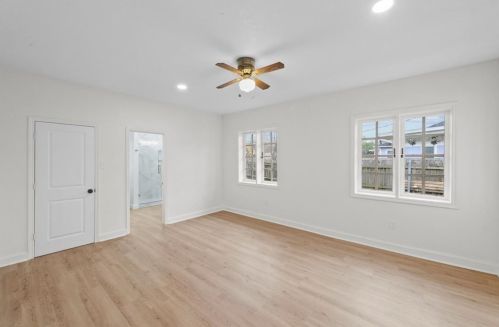 2225 Fairmount Ave, Fort Worth TX  76110-1326 exterior