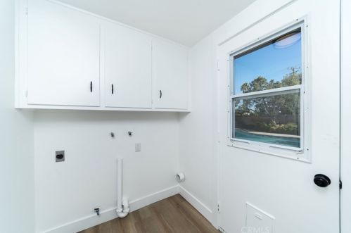 1506 Tonia Ct, Anaheim CA  92802-3922 exterior