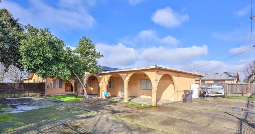 1943 Stockton St, Stockton, CA 95206-1846