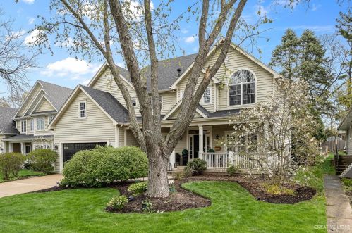 239 Cumnor Ave, Glendale Heights, IL 60137-4807