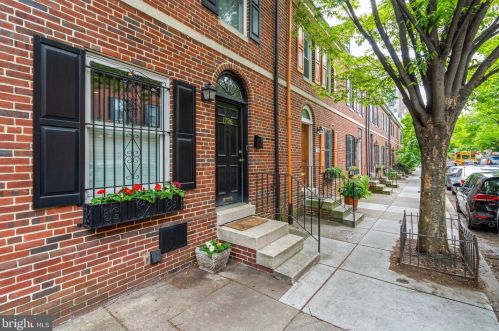 1726 Lombard St, Philadelphia PA  19147-1531 exterior