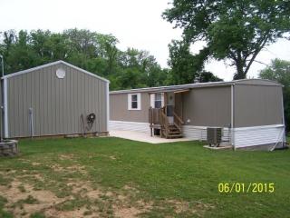 400 Mill Rd, Lancaster OH  43130-8480 exterior