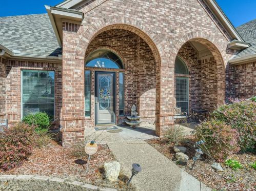 10804 Hawkins Home Blvd, Fort Worth, TX 76126-4734