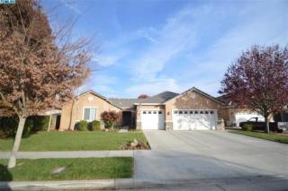 3226 Tipton St, Visalia, CA 93292-4442
