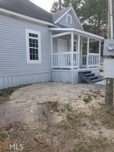 313 Butler St, Waycross, GA 31501-4534