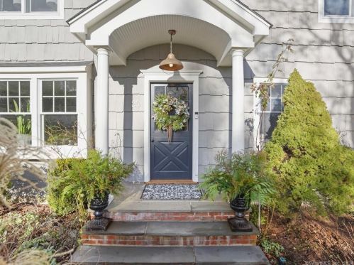 20 Scott St, Norwalk, CT 06851-2406
