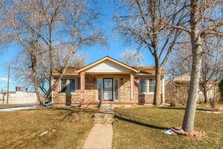2 Grove St, Denver, CO 80219-1512