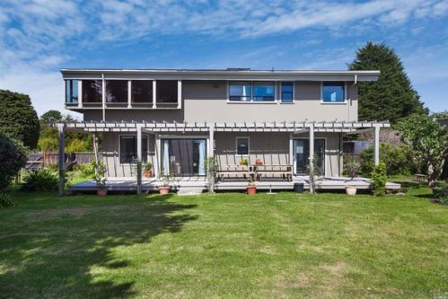 261 Larch Rd, Bolinas, CA