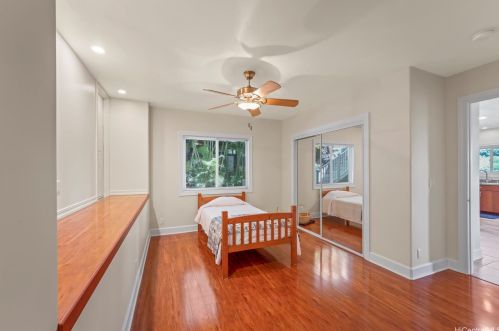 1717 Iwi Way, Honolulu HI  96816-3826 exterior