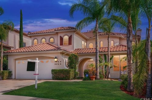 33037 Anasazi Dr, Temecula, CA 92592-5892