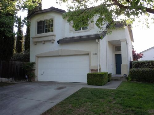 8742 Weeping Birch Ln, Elk Grove, CA 95758-6788