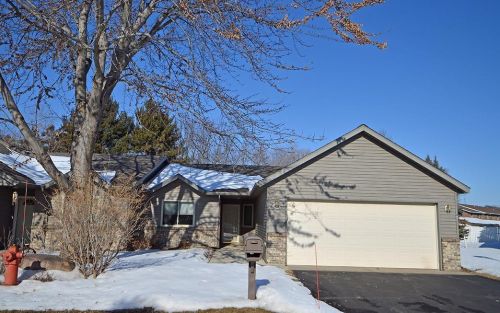 417 Fieldcrest Ln, Sartell, MN 56377-1277