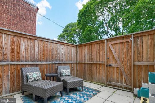 28 Vine St, Lancaster PA  17603-3943 exterior