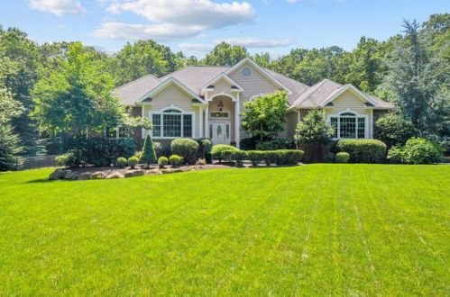 7 Mason Way, Coventry, RI 02816-4676