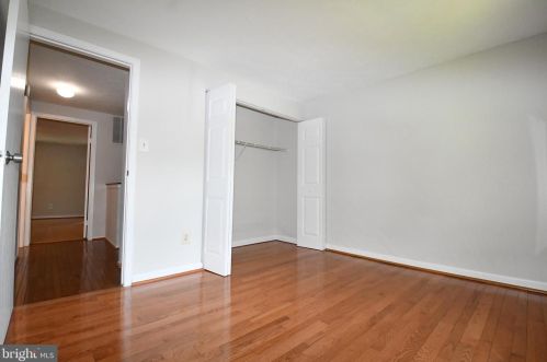 6516 Alexis Ln, Springfield VA  22152-2148 exterior