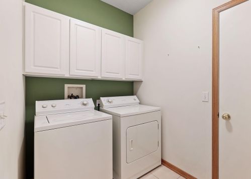 1938 111th Ave, Minneapolis MN  55449-5355 exterior