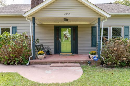2352 Storm Branch Rd, North Augusta, SC 29842-8004