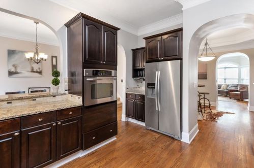 2464 Brookhaven Hts Ct, Atlanta GA  30319-5243 exterior