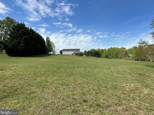 9315 Stonegate Ln, Rhoadesville VA  22542-8560 exterior