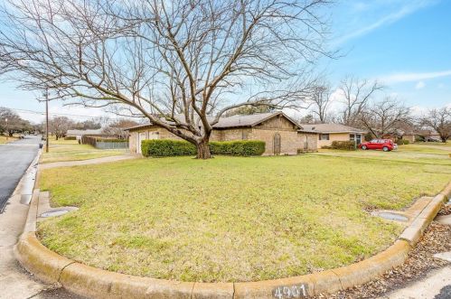4901 Whistler Dr, Fort Worth, TX 76133-5123