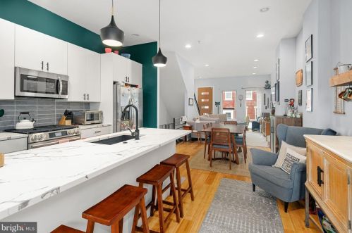 2217 Gordon St, Philadelphia PA  19125-2509 exterior