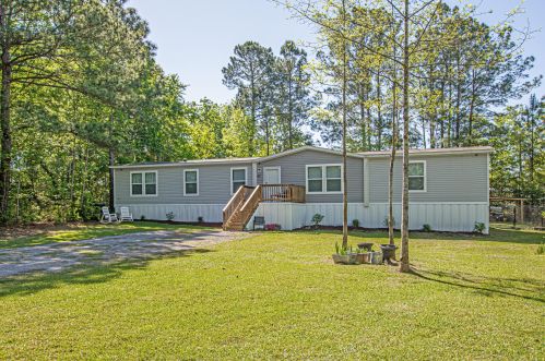 316 General Moultrie Dr, Bonneau, SC 29431-8502