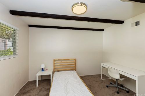 4280 Watkins Dr, Riverside CA  92507-4874 exterior