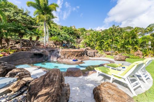 5454 Poola St, Honolulu HI  96821-1539 exterior