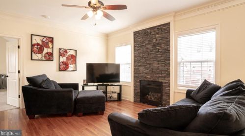 316 Bunny Ln, Harpers Ferry WV  25425-7104 exterior