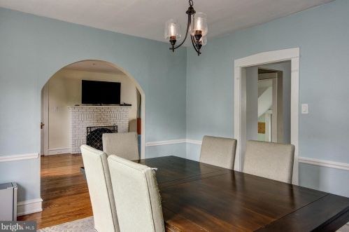 405 Avondale Ave, Haddonfield NJ 08033-2809 exterior