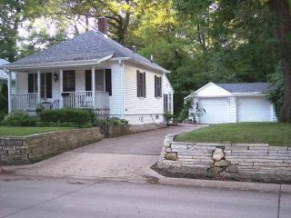 1837 29 St, Moline IL  61265-4257 exterior