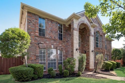 4524 Burnhill Dr, Plano TX  75024-7359 exterior