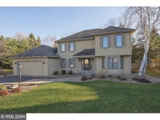 3425 Rae Cir, Saint Paul, MN 55125-9335