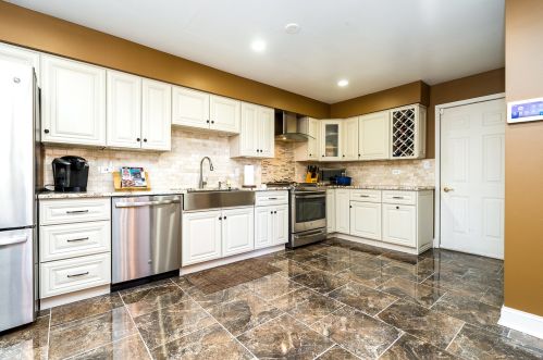 18201 Glen Swilly Cir, Tinley Park, IL 60477-3626