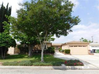 4629 Fircroft Ave, Covina, CA 91722-2711