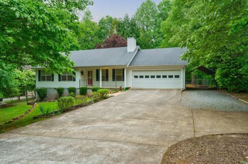 3477 Rock Ridge Dr, Gainesville, GA 30506-1411